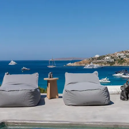 Mymykonos I *