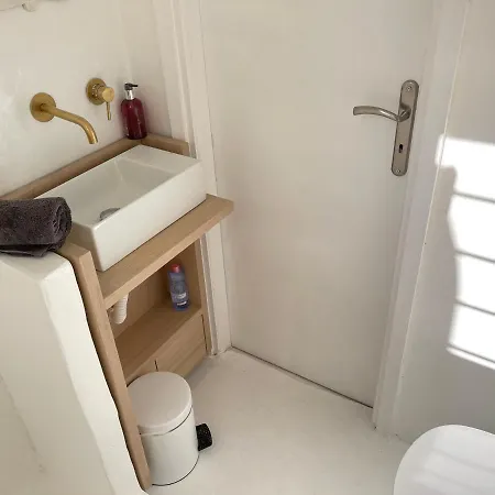 Mymykonos I *