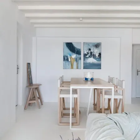 Mymykonos I *